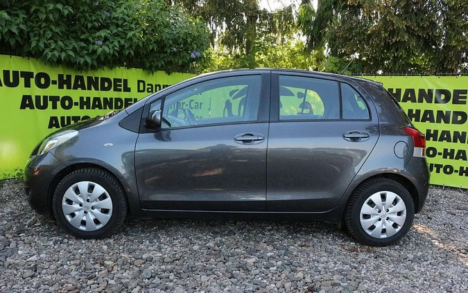 Toyota Yaris cena 18900 przebieg: 205000, rok produkcji 2009 z Siemianowice Śląskie małe 254